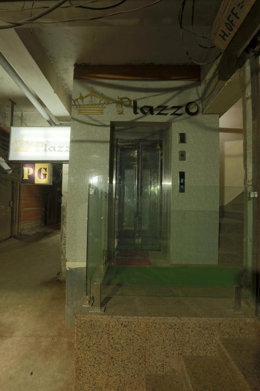 Отель Plazzo Нью-Дели Экстерьер фото